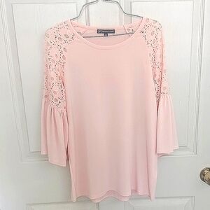 Women's M Stretch Boho Feminine Romantic Crochet Lace Bell Sleeves Tunic